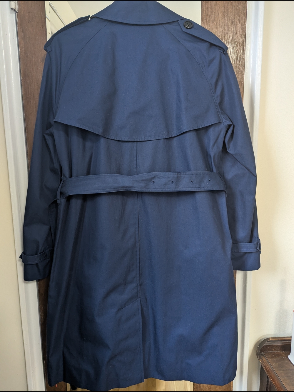 Burberry Hillington Navy Double-Breasted Belted Trench Coat, Sz US 6 - Picture 4 of 11
